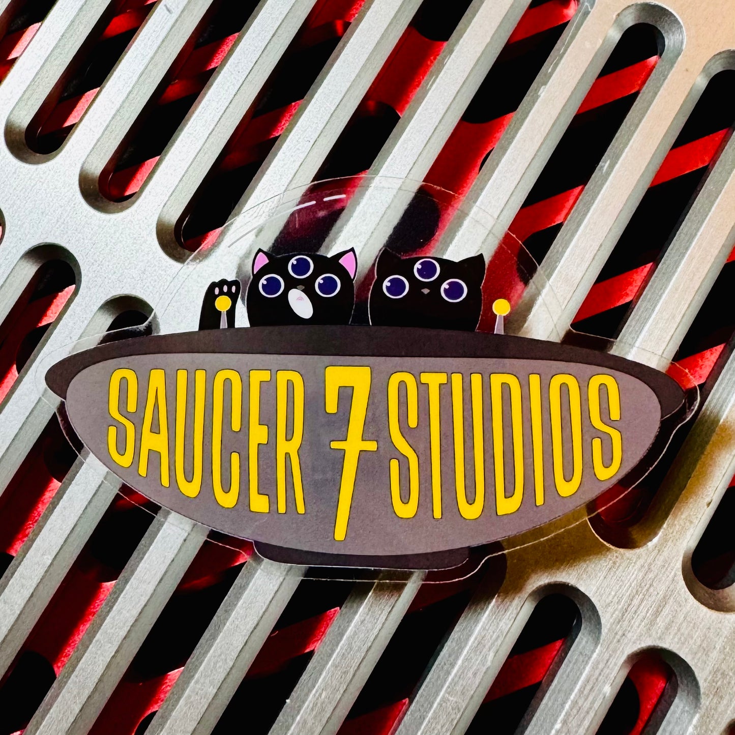 Saucer 7 Studios sticker