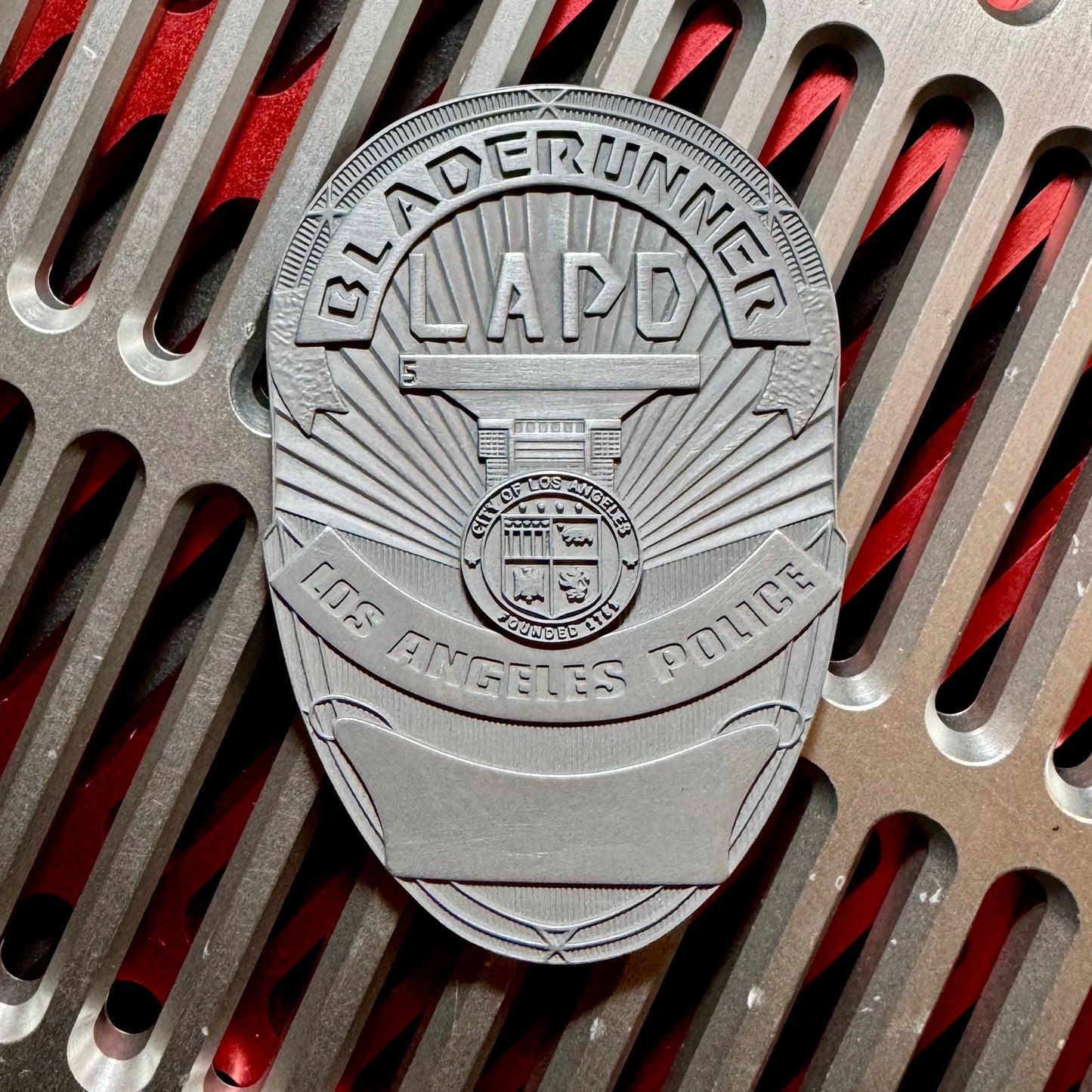 Sci-Fi Detective Badge 2017/2049